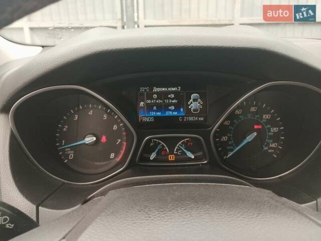 Форд Фокус 2013 у Львові на Automoto.ua Сірий Форд Фокус, об'ємом двигуна 2 л та пробігом 220 тис. км за 8000 $, фото 22 на Automoto.ua