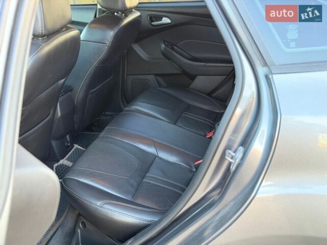 Серый Форд Фокус, объемом двигателя 2 л и пробегом 233 тыс. км за 5900 $, фото 11 на Automoto.ua