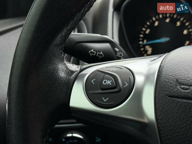 Серый Форд Фокус, объемом двигателя 1 л и пробегом 243 тыс. км за 5300 $, фото 20 на Automoto.ua