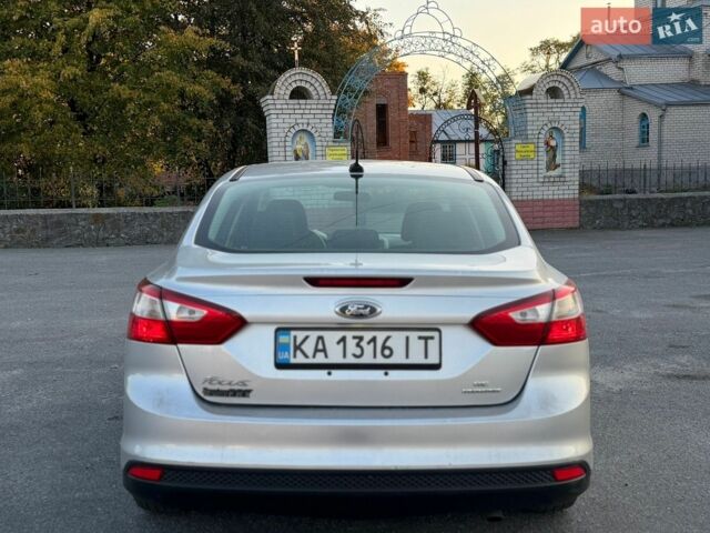 Серый Форд Фокус, объемом двигателя 2 л и пробегом 149 тыс. км за 6500 $, фото 4 на Automoto.ua