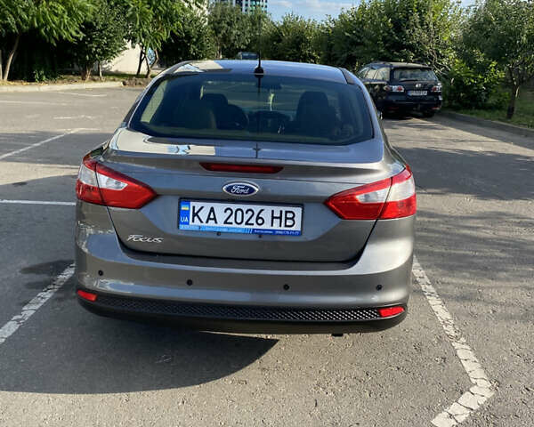 Серый Форд Фокус, объемом двигателя 2 л и пробегом 204 тыс. км за 6900 $, фото 11 на Automoto.ua