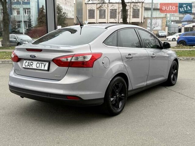 Серый Форд Фокус, объемом двигателя 1 л и пробегом 243 тыс. км за 5300 $, фото 6 на Automoto.ua