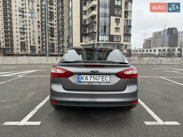 Серый Форд Фокус, объемом двигателя 2 л и пробегом 211 тыс. км за 7200 $, фото 9 на Automoto.ua