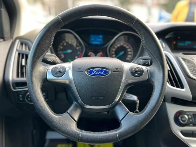 Серый Форд Фокус, объемом двигателя 1 л и пробегом 117 тыс. км за 6800 $, фото 10 на Automoto.ua