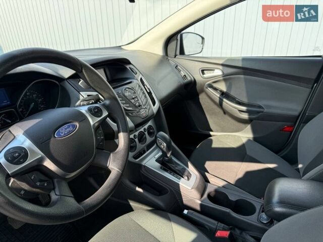 Сірий Форд Фокус, об'ємом двигуна 2 л та пробігом 180 тис. км за 8990 $, фото 22 на Automoto.ua