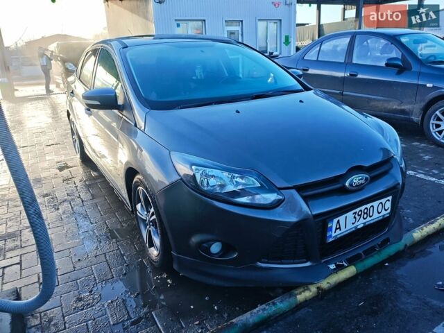 Сірий Форд Фокус, об'ємом двигуна 2 л та пробігом 218 тис. км за 7100 $, фото 5 на Automoto.ua