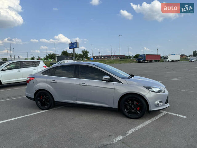 Серый Форд Фокус, объемом двигателя 1 л и пробегом 243 тыс. км за 5400 $, фото 2 на Automoto.ua