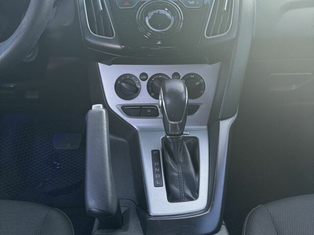 Серый Форд Фокус, объемом двигателя 2 л и пробегом 192 тыс. км за 6700 $, фото 11 на Automoto.ua