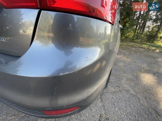 Серый Форд Фокус, объемом двигателя 2 л и пробегом 142 тыс. км за 7750 $, фото 3 на Automoto.ua