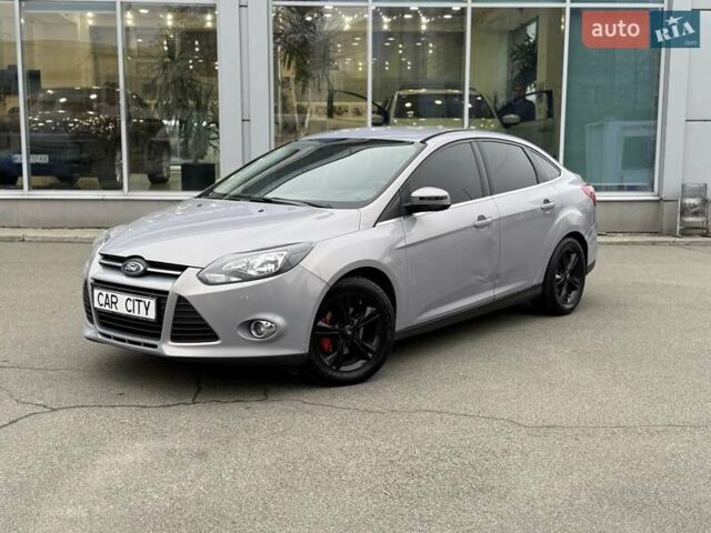 Серый Форд Фокус, объемом двигателя 1 л и пробегом 243 тыс. км за 5300 $, фото 2 на Automoto.ua