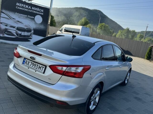 Сірий Форд Фокус, об'ємом двигуна 2 л та пробігом 149 тис. км за 6500 $, фото 3 на Automoto.ua