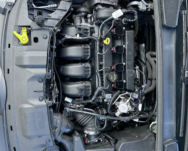 Форд Фокус 2013 в Киеве на Automoto.ua Серый Форд Фокус, объемом двигателя 2 л и пробегом 200 тыс. км за 6400 $, фото 32 на Automoto.ua