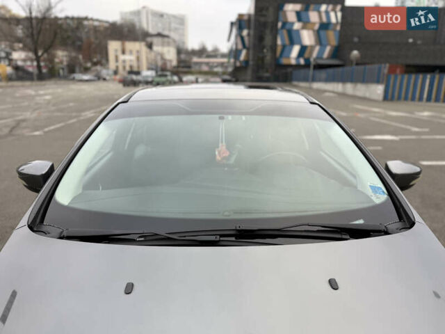 Серый Форд Фокус, объемом двигателя 2 л и пробегом 211 тыс. км за 7200 $, фото 5 на Automoto.ua