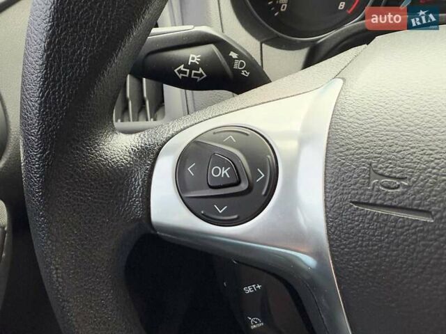 Серый Форд Фокус, объемом двигателя 2 л и пробегом 176 тыс. км за 8990 $, фото 22 на Automoto.ua