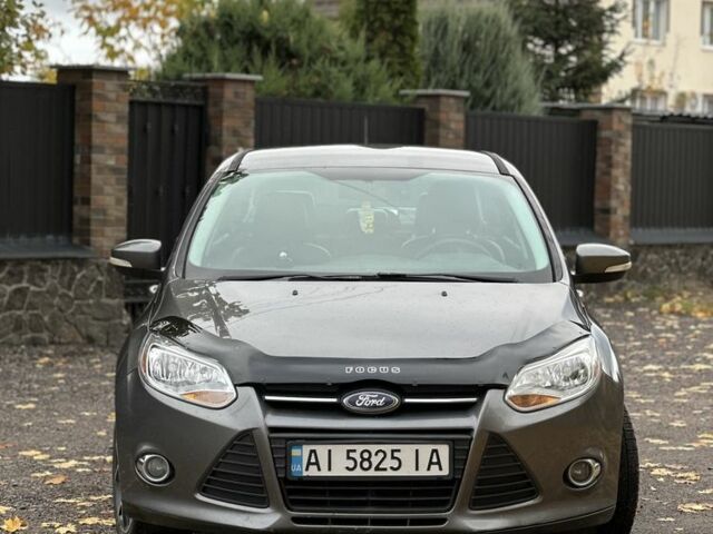 Сірий Форд Фокус, об'ємом двигуна 2 л та пробігом 155 тис. км за 6500 $, фото 2 на Automoto.ua