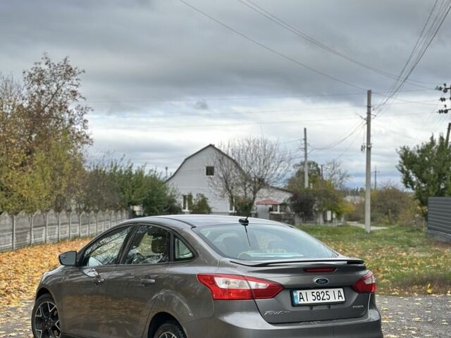 Сірий Форд Фокус, об'ємом двигуна 2 л та пробігом 155 тис. км за 6500 $, фото 12 на Automoto.ua