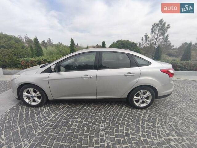 Сірий Форд Фокус, об'ємом двигуна 2 л та пробігом 183 тис. км за 7400 $, фото 3 на Automoto.ua