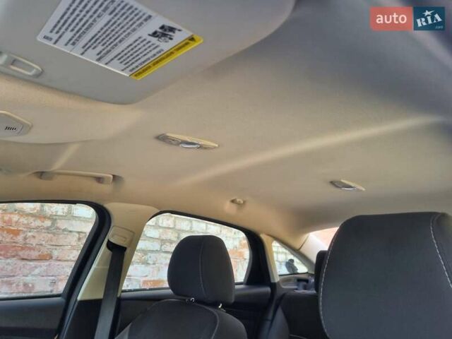 Сірий Форд Фокус, об'ємом двигуна 2 л та пробігом 250 тис. км за 2000 $, фото 14 на Automoto.ua