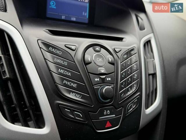 Серый Форд Фокус, объемом двигателя 2 л и пробегом 176 тыс. км за 8990 $, фото 19 на Automoto.ua