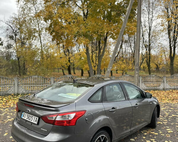 Форд Фокус 2014 в Белой Церкве на Automoto.ua Серый Форд Фокус, объемом двигателя 2 л и пробегом 151 тыс. км за 5999 $, фото 7 на Automoto.ua