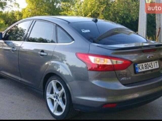 Серый Форд Фокус, объемом двигателя 2 л и пробегом 238 тыс. км за 7100 $, фото 2 на Automoto.ua
