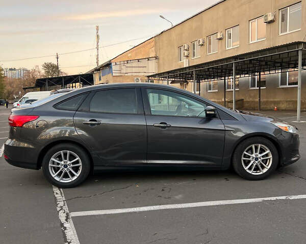 Сірий Форд Фокус, об'ємом двигуна 2 л та пробігом 182 тис. км за 7300 $, фото 1 на Automoto.ua