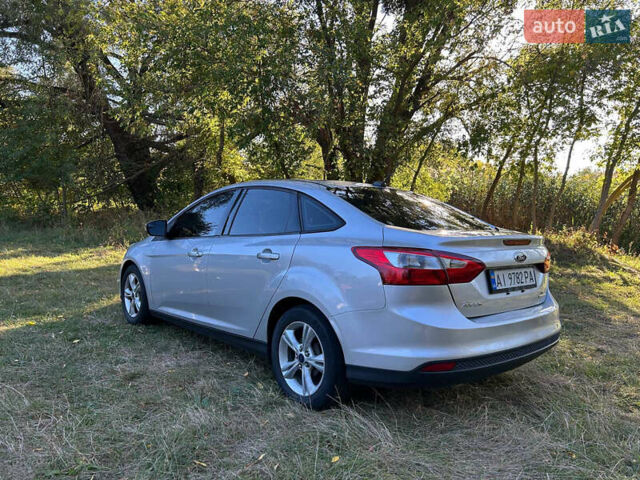 Сірий Форд Фокус, об'ємом двигуна 2 л та пробігом 191 тис. км за 7800 $, фото 4 на Automoto.ua