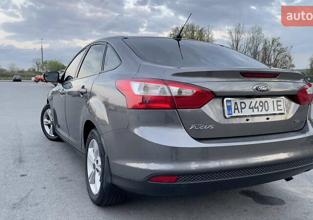 Серый Форд Фокус, объемом двигателя 2 л и пробегом 140 тыс. км за 8900 $, фото 5 на Automoto.ua