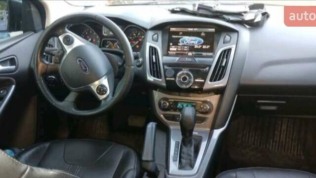 Сірий Форд Фокус, об'ємом двигуна 2 л та пробігом 238 тис. км за 7100 $, фото 4 на Automoto.ua