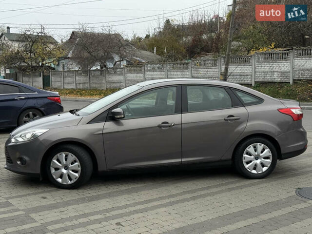 Серый Форд Фокус, объемом двигателя 1 л и пробегом 145 тыс. км за 6350 $, фото 10 на Automoto.ua