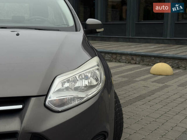 Серый Форд Фокус, объемом двигателя 1 л и пробегом 145 тыс. км за 6350 $, фото 22 на Automoto.ua