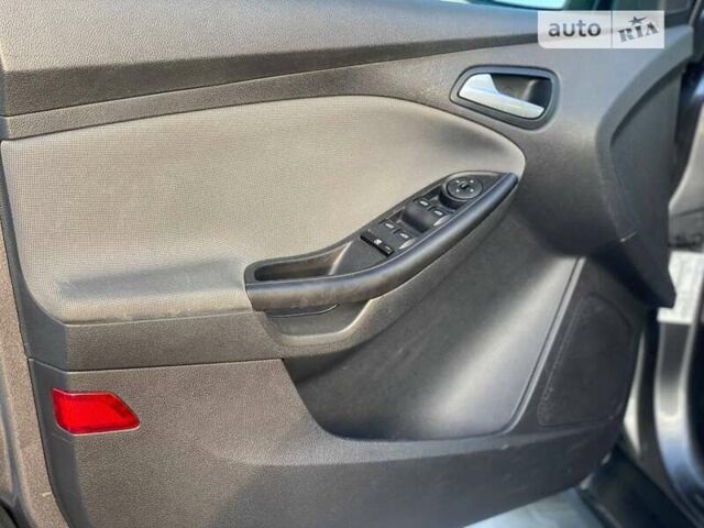 Серый Форд Фокус, объемом двигателя 2 л и пробегом 203 тыс. км за 7890 $, фото 8 на Automoto.ua