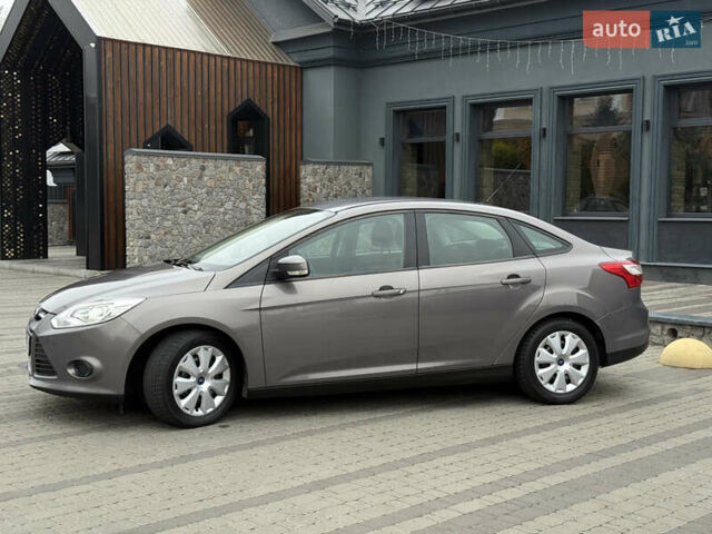 Серый Форд Фокус, объемом двигателя 1 л и пробегом 145 тыс. км за 6350 $, фото 16 на Automoto.ua