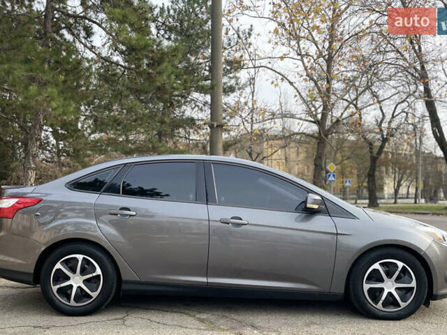 Серый Форд Фокус, объемом двигателя 2 л и пробегом 127 тыс. км за 8799 $, фото 10 на Automoto.ua