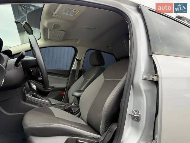 Серый Форд Фокус, объемом двигателя 2 л и пробегом 176 тыс. км за 8990 $, фото 8 на Automoto.ua