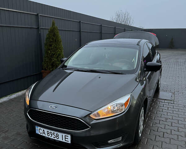 Серый Форд Фокус, объемом двигателя 2 л и пробегом 111 тыс. км за 7350 $, фото 2 на Automoto.ua