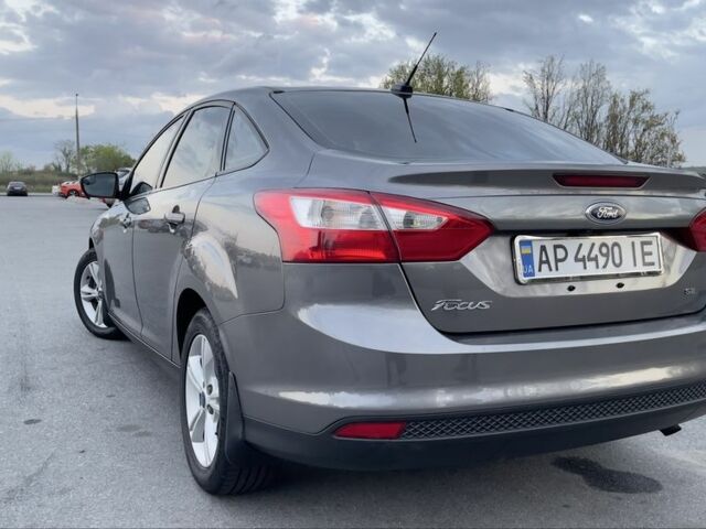 Серый Форд Фокус, объемом двигателя 2 л и пробегом 140 тыс. км за 8900 $, фото 4 на Automoto.ua