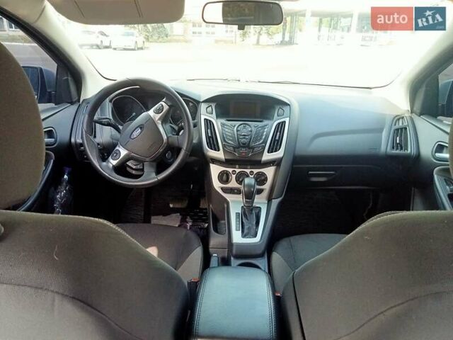 Серый Форд Фокус, объемом двигателя 2 л и пробегом 249 тыс. км за 7500 $, фото 7 на Automoto.ua