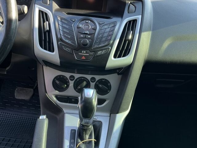 Серый Форд Фокус, объемом двигателя 2 л и пробегом 183 тыс. км за 7200 $, фото 15 на Automoto.ua