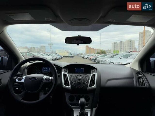 Серый Форд Фокус, объемом двигателя 2 л и пробегом 176 тыс. км за 8990 $, фото 12 на Automoto.ua