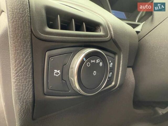 Серый Форд Фокус, объемом двигателя 2 л и пробегом 176 тыс. км за 8990 $, фото 16 на Automoto.ua