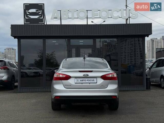 Серый Форд Фокус, объемом двигателя 2 л и пробегом 176 тыс. км за 8990 $, фото 6 на Automoto.ua