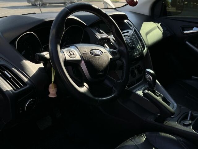 Серый Форд Фокус, объемом двигателя 2 л и пробегом 183 тыс. км за 7200 $, фото 14 на Automoto.ua