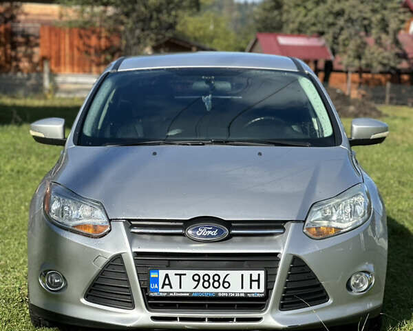 Серый Форд Фокус, объемом двигателя 2 л и пробегом 260 тыс. км за 7000 $, фото 2 на Automoto.ua