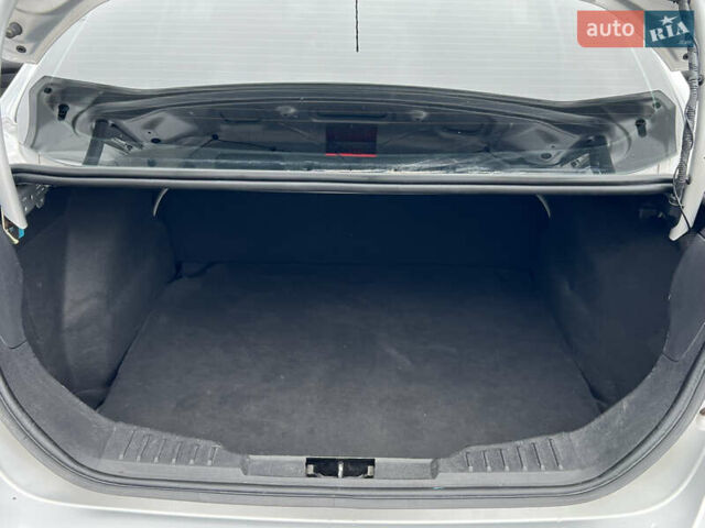 Сірий Форд Фокус, об'ємом двигуна 2 л та пробігом 234 тис. км за 6600 $, фото 40 на Automoto.ua