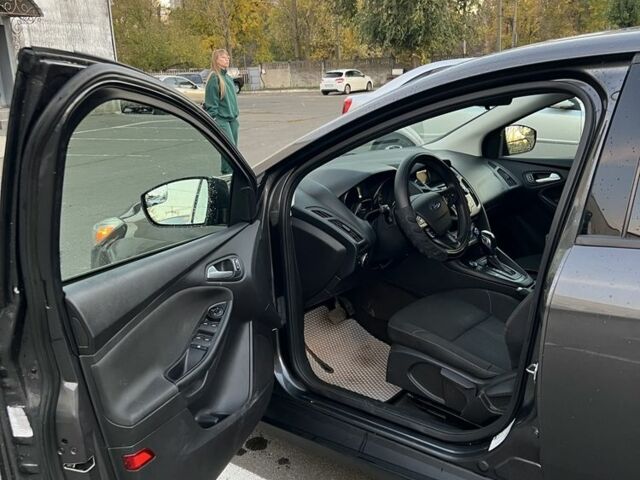 Серый Форд Фокус, объемом двигателя 2 л и пробегом 183 тыс. км за 6800 $, фото 13 на Automoto.ua