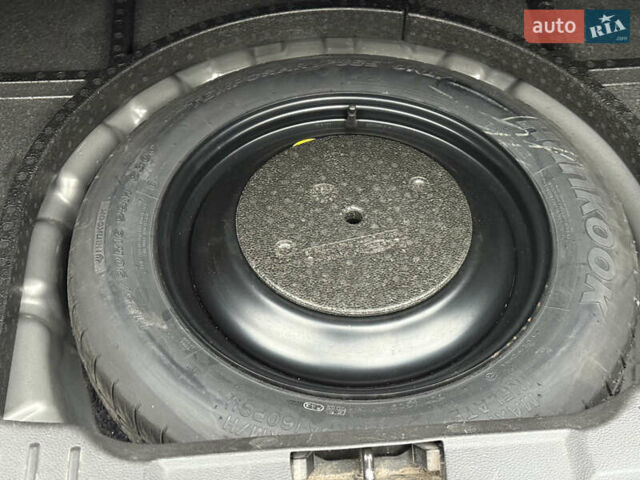 Серый Форд Фокус, объемом двигателя 1 л и пробегом 145 тыс. км за 6350 $, фото 41 на Automoto.ua