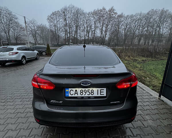 Серый Форд Фокус, объемом двигателя 2 л и пробегом 111 тыс. км за 7350 $, фото 4 на Automoto.ua