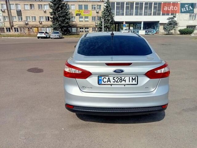 Серый Форд Фокус, объемом двигателя 2 л и пробегом 249 тыс. км за 7500 $, фото 4 на Automoto.ua