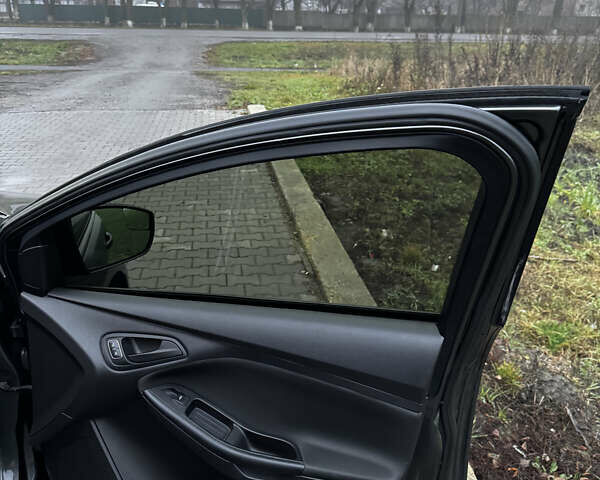 Серый Форд Фокус, объемом двигателя 2 л и пробегом 111 тыс. км за 7350 $, фото 21 на Automoto.ua